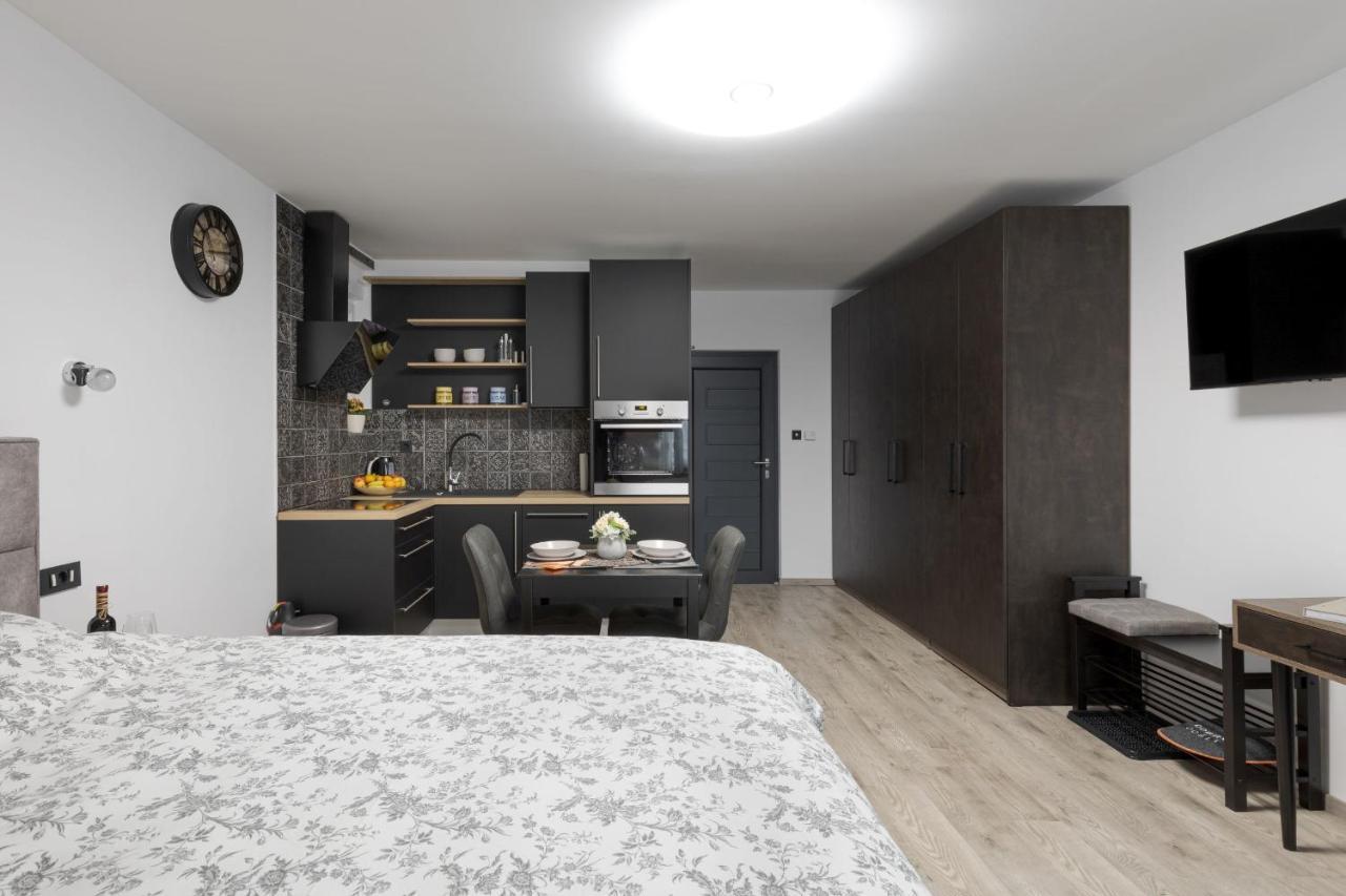 Apartman Downtown Dl Zagreb Exterior foto